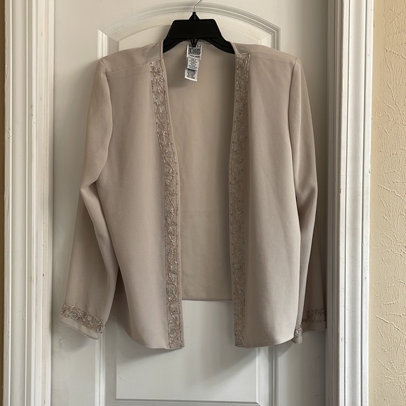 R&M Richards Cream Pink Floral Beaded Detail Sheer Blazer Jacket size 12P - Picture 3 of 17